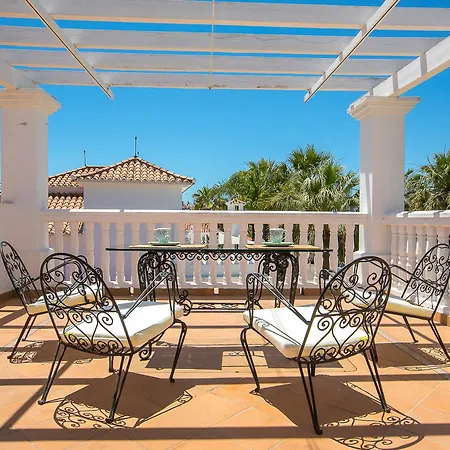 Villa Oleholidays Azucena Marbella