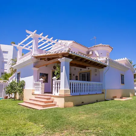 Oleholidays Azucena Villa